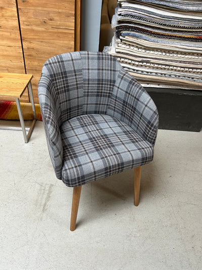 Clio Stuhl - Stoff Kariert