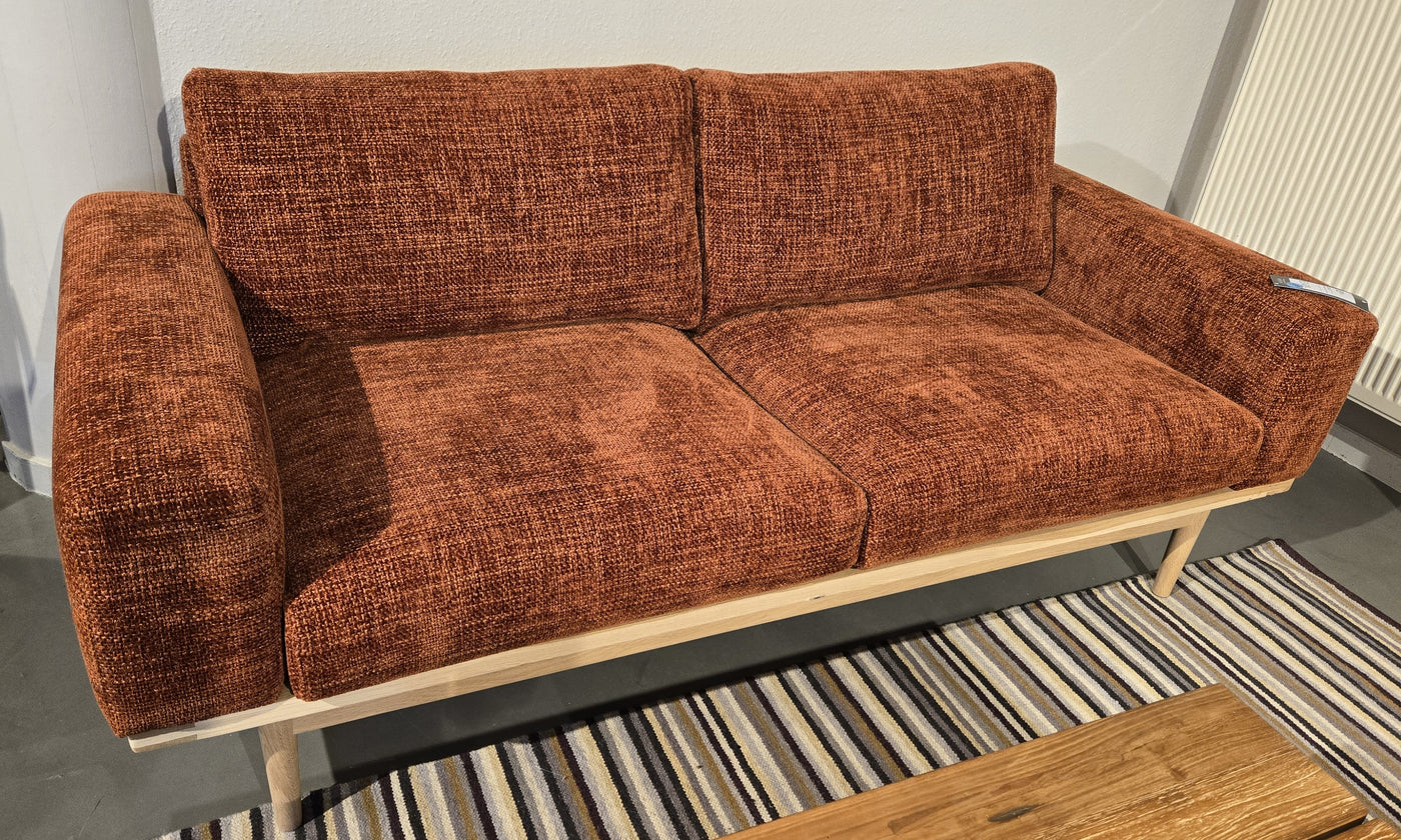 Trine Sofa - Stoff Renegade Rust
