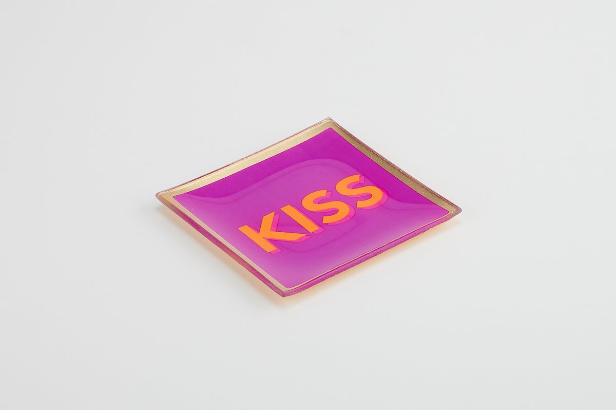 Glasteller, Love Plates, Kiss, Farbe Fuchsia  - 10x0,8x10cm
