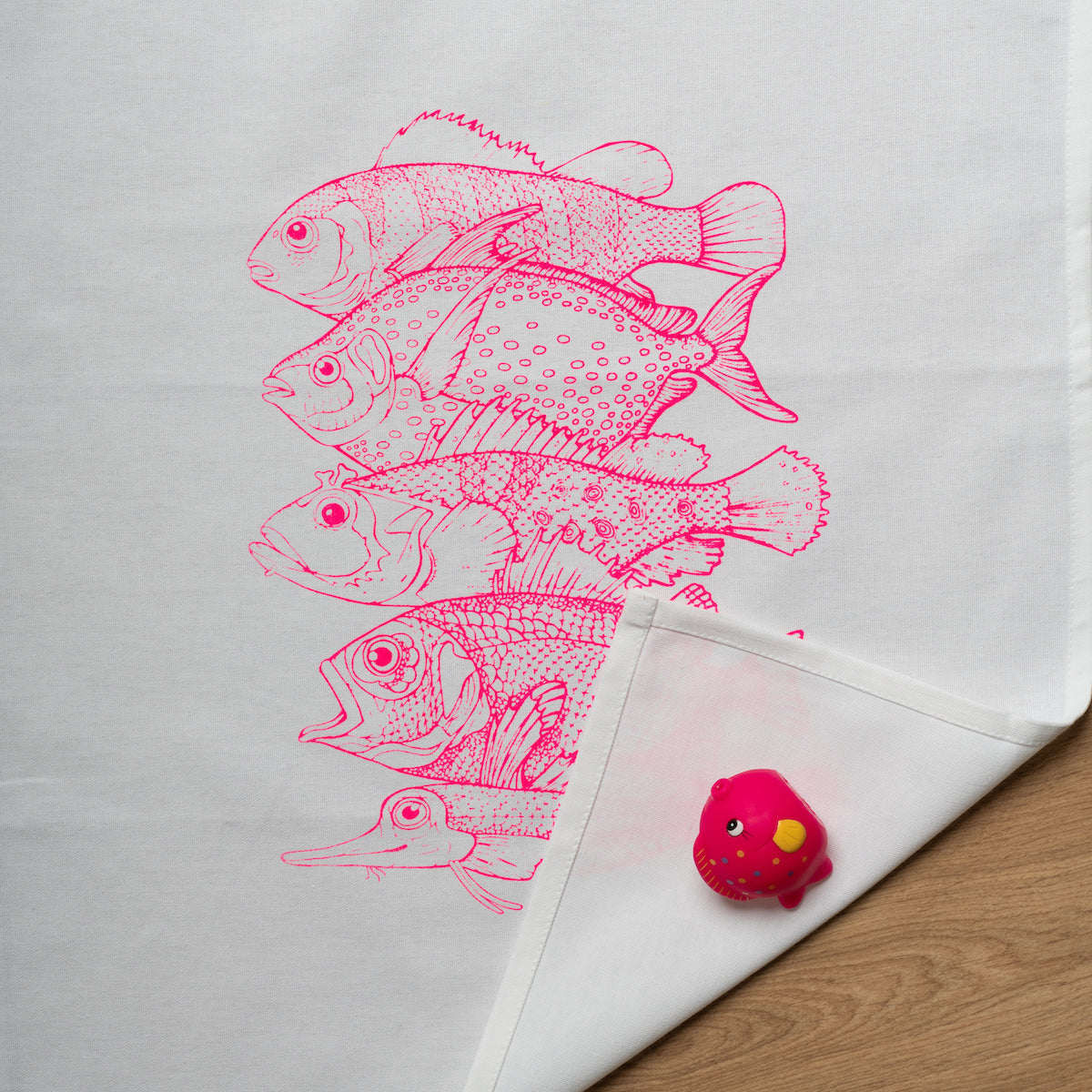 Geschirrtuch weiß, 5 Fische, pink  - 50x70cm